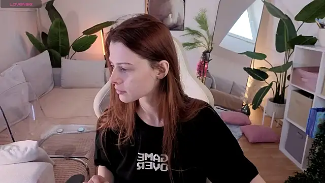 doll lesli online show from 03/22/26, 12:50