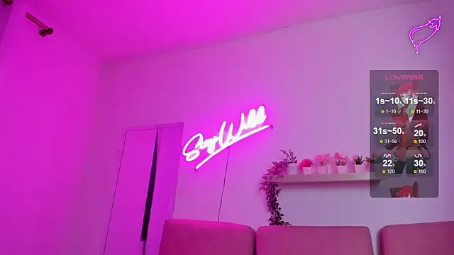 Snapshot of Adele_LatinLady chatting on 03/13/25, 03:00 Adele LatinLady online show from 03/13/25, 03:00