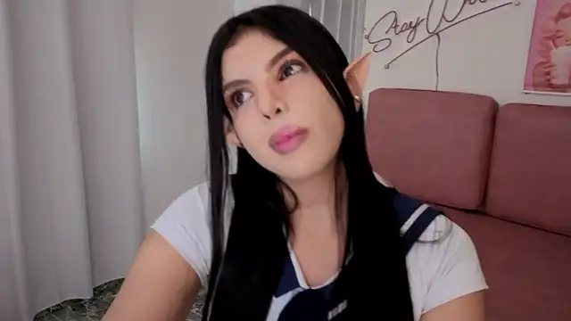 Snapshot of Adele_LatinLady chatting on 10/01/25, 09:07 Adele LatinLady online show from 10/01/25, 09:07