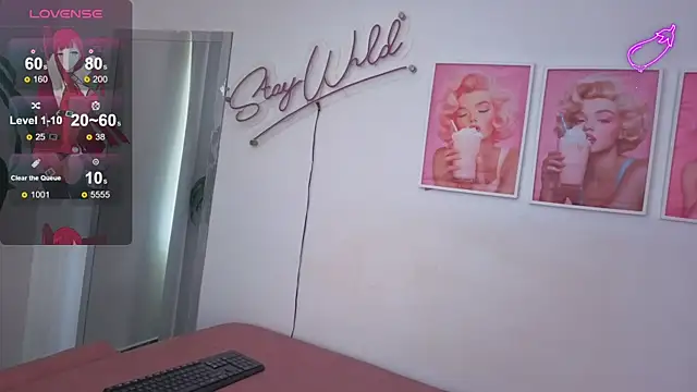 Snapshot of Adele_LatinLady chatting on 01/07/26, 08:25 Adele LatinLady online show from 01/07/26, 08:25