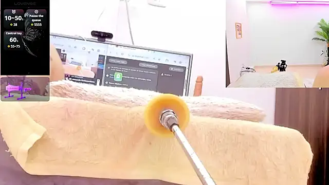 Paulina Davis  online show from 03/14/26, 10:27