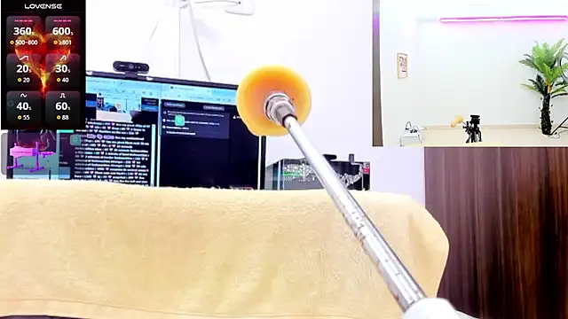 Paulina Davis  online show from 11/09/25, 10:47