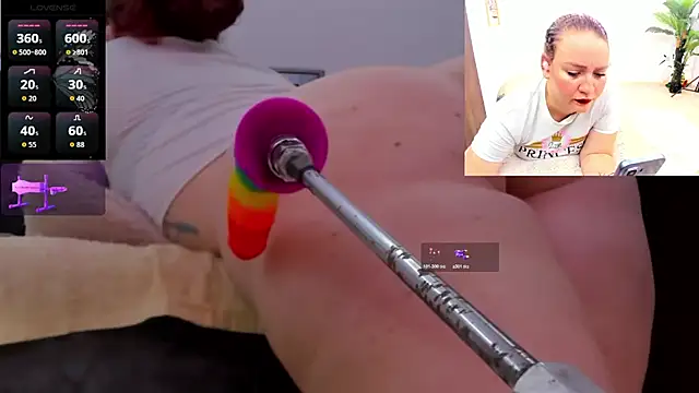 Paulina Davis  online show from 02/11/26, 01:16