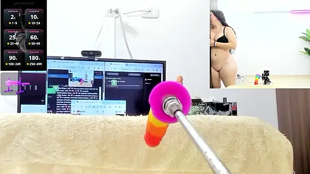 Paulina Davis  online show from 01/11/26, 12:06