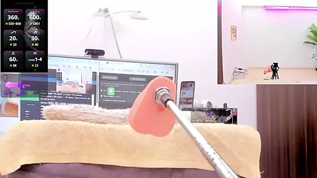 Paulina Davis  online show from 02/28/26, 11:59