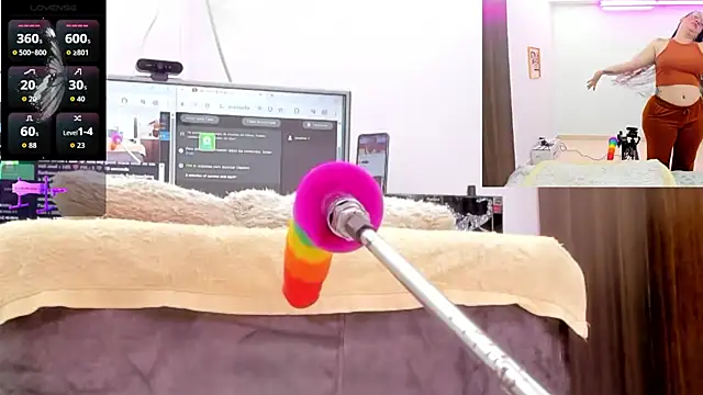 Paulina Davis  online show from 02/14/26, 12:11