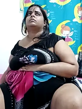 SusanaEshwar online show from 04/15/26, 04:55