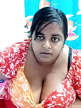 SusanaEshwar online show from 04/24/26, 12:56