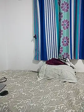 Snapshot of SusanaEshwar chatting on 07/08/26, 06:41 SusanaEshwar online show from 07/08/26, 06:41