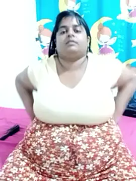 SusanaEshwar online show from 05/26/26, 10:08