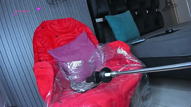 levana1 online show from 09/18/25, 05:21