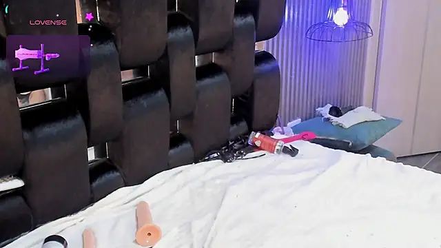 levana1 online show from 09/27/25, 03:18