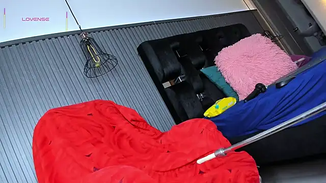 levana1 online show from 11/02/25, 07:41