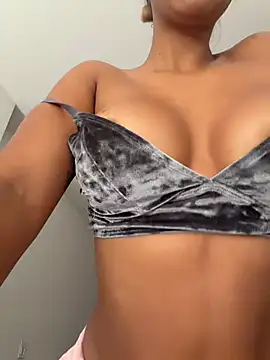 Victoriasant online show from 04/04/26, 06:58