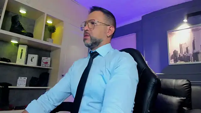 MrFrank tattoo online show from 12/04/25, 12:37