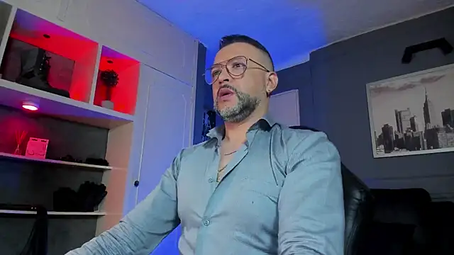 MrFrank tattoo online show from 02/25/26, 10:37