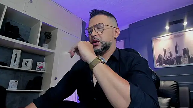 MrFrank tattoo online show from 11/05/25, 12:41