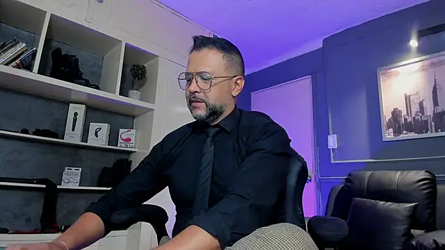 MrFrank tattoo online show from 10/30/25, 11:19