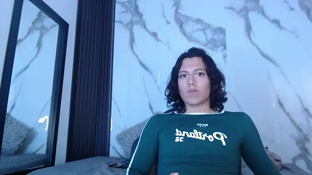 oliver  brown online show from 04/17/26, 10:45