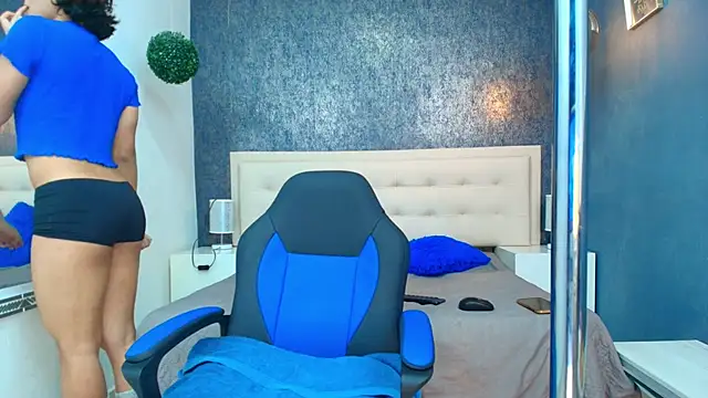 oliver  brown online show from 10/19/25, 11:07