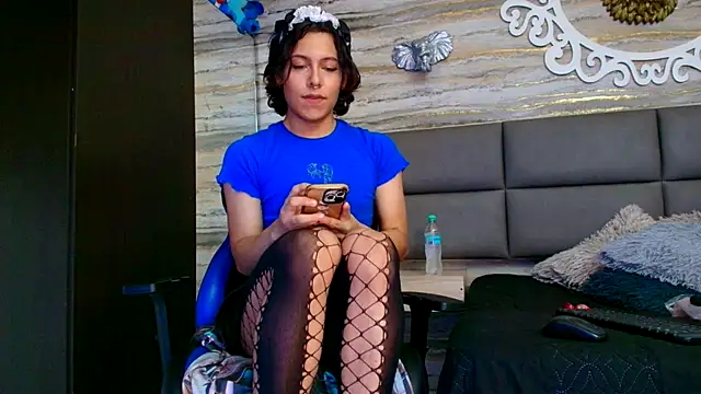 oliver  brown online show from 12/04/25, 10:09