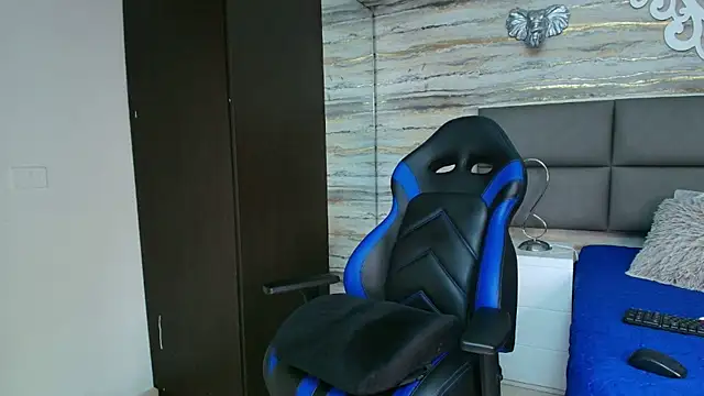 oliver  brown online show from 01/25/25, 09:25