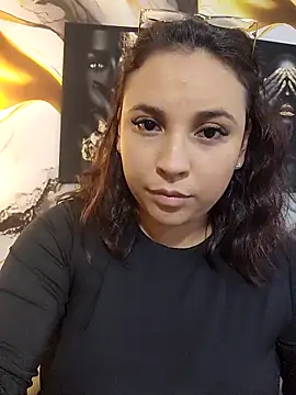 Snapshot of LizzRouse chatting on 04/22/26, 08:15 LizzRouse online show from 04/22/26, 08:15