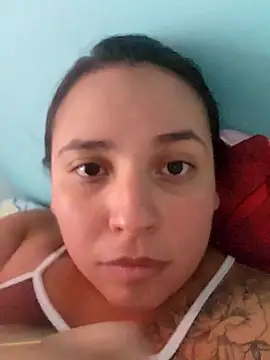 Snapshot of LizzRouse chatting on 07/11/26, 10:10 LizzRouse online show from 07/11/26, 10:10