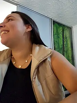 LizzRouse online show from 03/17/26, 01:47