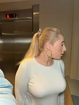 Strongqueen online show from 01/08/26, 09:10