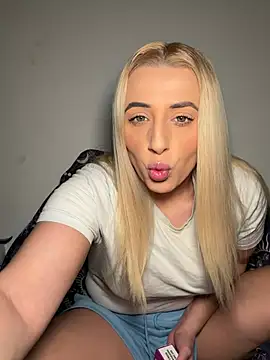 Strongqueen online show from 02/26/26, 09:48