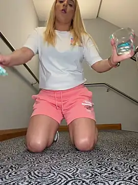 Strongqueen online show from 03/20/26, 07:26