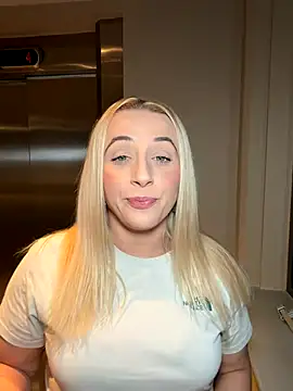 Strongqueen online show from 01/07/26, 09:09