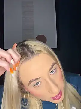 Strongqueen online show from 02/07/25, 09:04