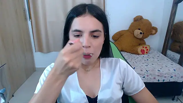  elenna online show from 03/01/25, 08:32