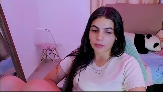  elenna online show from 04/16/26, 09:39