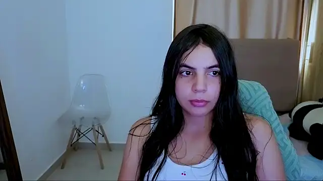Snapshot of _elenna chatting on 07/13/26, 05:34 elenna online show from 07/13/26, 05:34