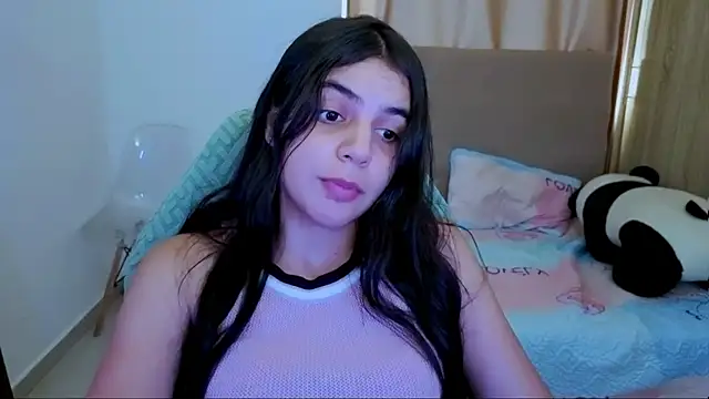 Snapshot of _elenna chatting on 07/15/26, 05:53 elenna online show from 07/15/26, 05:53