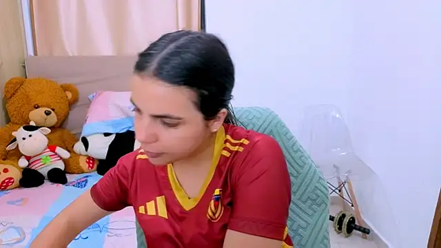  elenna online show from 02/06/26, 06:04