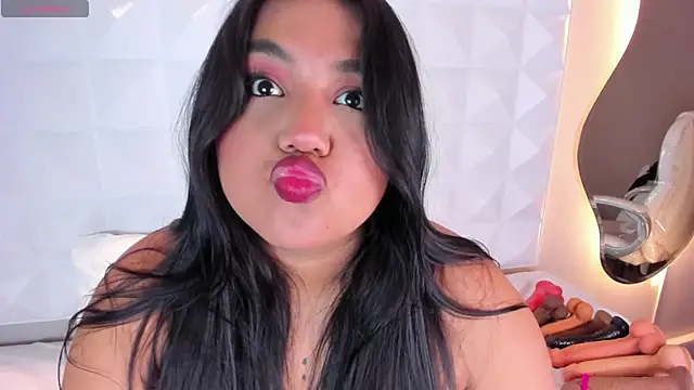 Crismat  online show from 01/15/25, 04:15