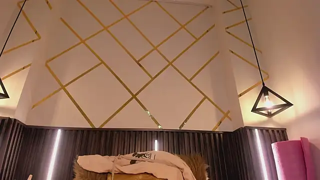  rebecca1 online show from 04/15/26, 01:33