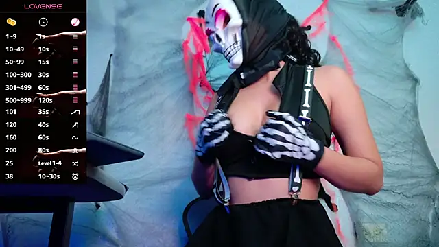 Demonia5713 online show from 10/26/25, 09:31