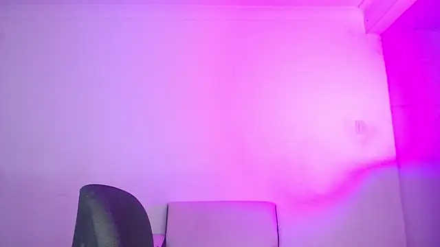 BiancaFollerach online show from 11/21/25, 06:18