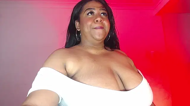 BiancaFollerach online show from 11/26/25, 11:10