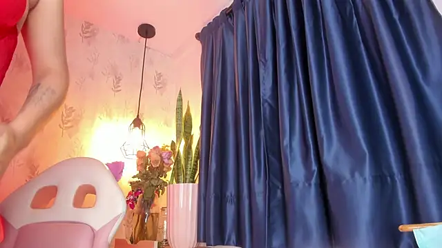 perla7777 online show from 05/07/26, 10:57