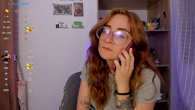 Snapshot of linda_giggle chatting on 02/11/25, 02:46 linda giggle online show from 02/11/25, 02:46