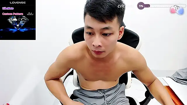 Naughty--asian online show from 10/24/25, 02:43