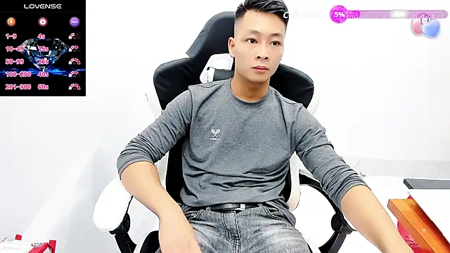 Naughty--asian online show from 11/04/25, 11:03