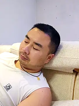 guozuo online show from 05/15/26, 01:53
