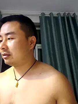 Snapshot of guozuo chatting on 06/15/26, 02:17 guozuo online show from 06/15/26, 02:17